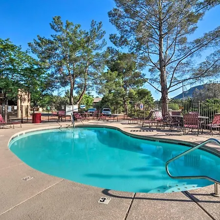 Sunny Sedona Condo With Resort Pool And Grill Access!